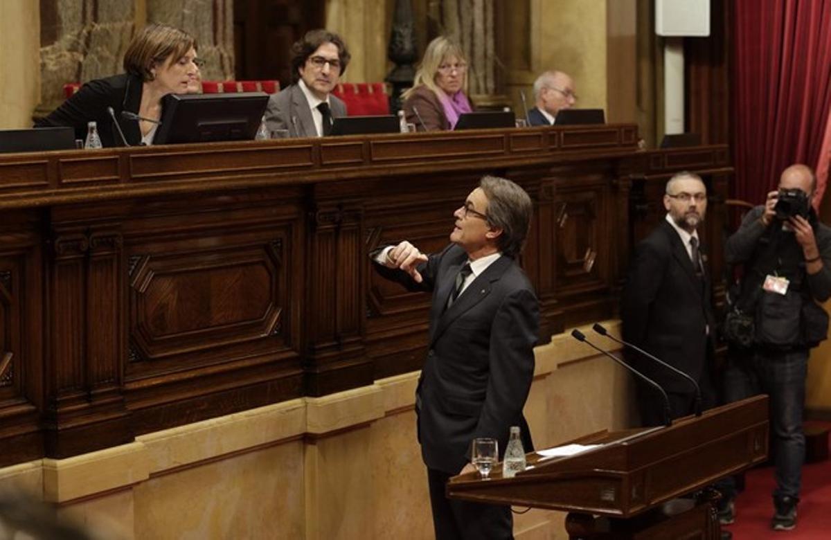  Artur Mas, durante el debate de investidura en el Parlament.