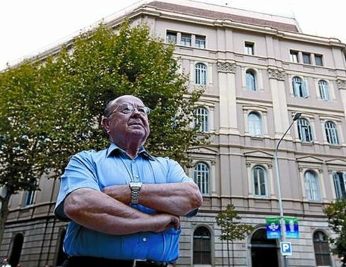 «Cuanto mayor es un problema, más fácil es la solución» «Cuanto mayor es un problema, más fácil es la solución»