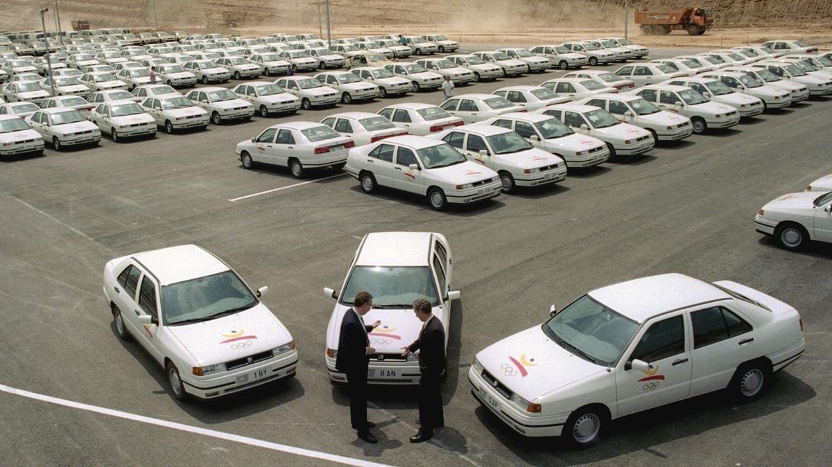 Presentación de la flota de coches olímpicos Seat Todelo en Martorell en 1992.