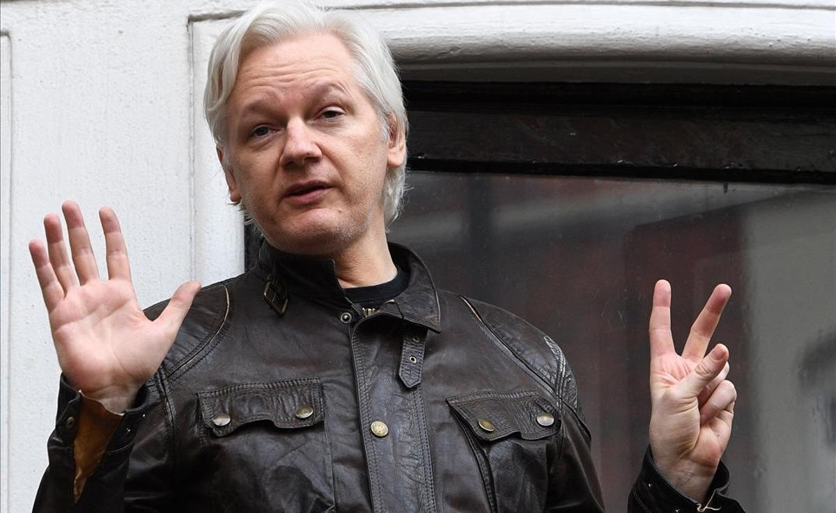 La justícia britànica rebutja l’extradició als EUA de Julian Assange per problemes mentals
