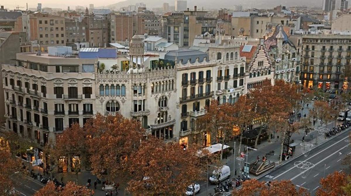Las cinco casas de la Manzana de la Discordia, situada en el paseo de Gràcia entre las calles de Aragó y Consell de Cent. 