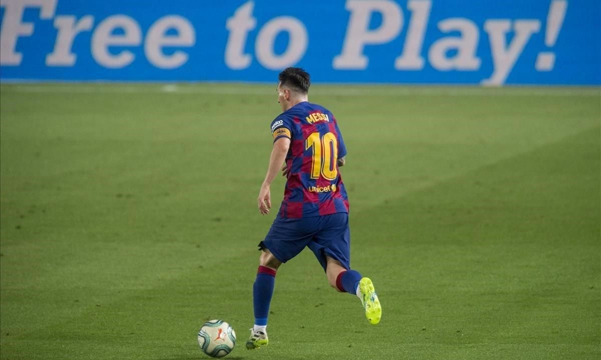 Messi paralitza la seva renovació i es planteja anar-se'n el 2021 Messi paralitza la seva renovació i es planteja anar-se'n el 2021