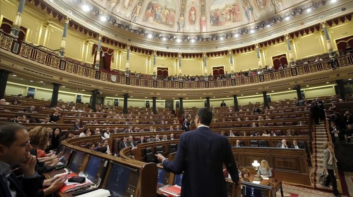 Pedro Sánchez durante el debate de su investidura fallida en el Congreso de los Diputados. Pedro Sánchez durante el debate de su investidura fallida en el Congreso de los Diputados.