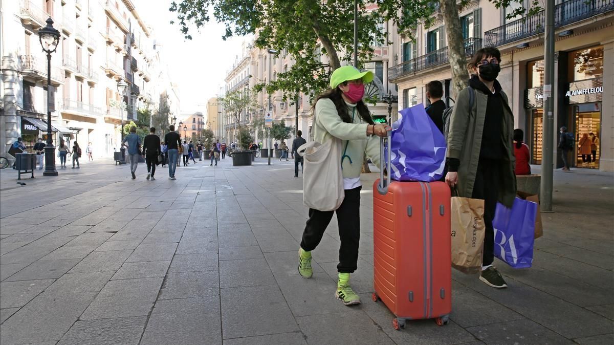 Turistas en el centro de Barcelona el pasado mayo. Turistas en el centro de Barcelona el pasado mayo.