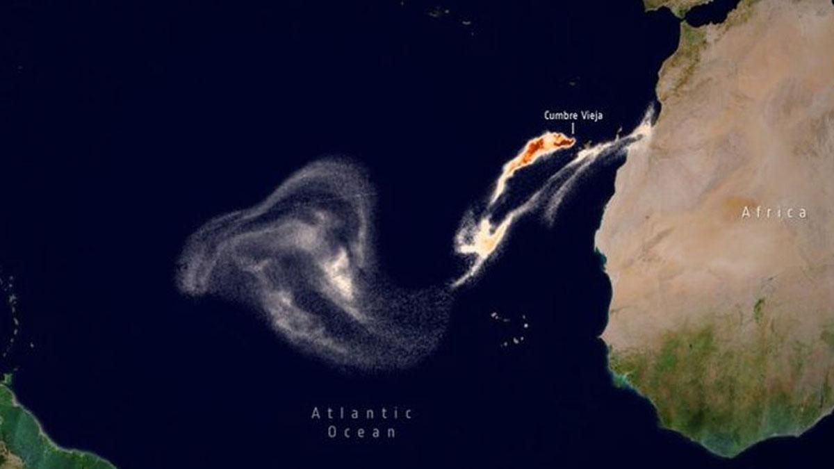 Imagen de la dispersión del dióxido de azufre que emana del volcán de La Palma captada desde el espacio. Imagen de la dispersión del dióxido de azufre que emana del volcán de La Palma captada desde el espacio.