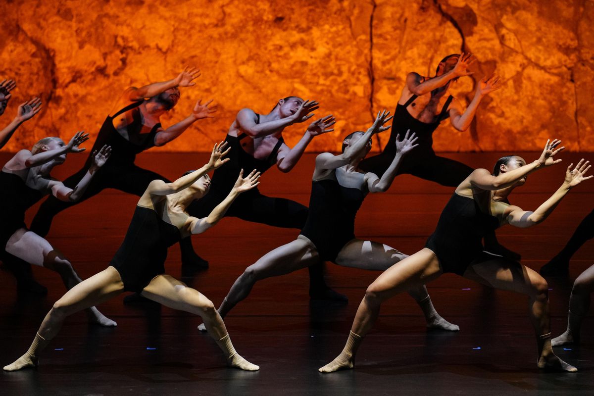 Nederlans Dans Theater: Perfecció aclaparadora per obrir el Grec Nederlans Dans Theater: Perfecció aclaparadora per obrir el Grec