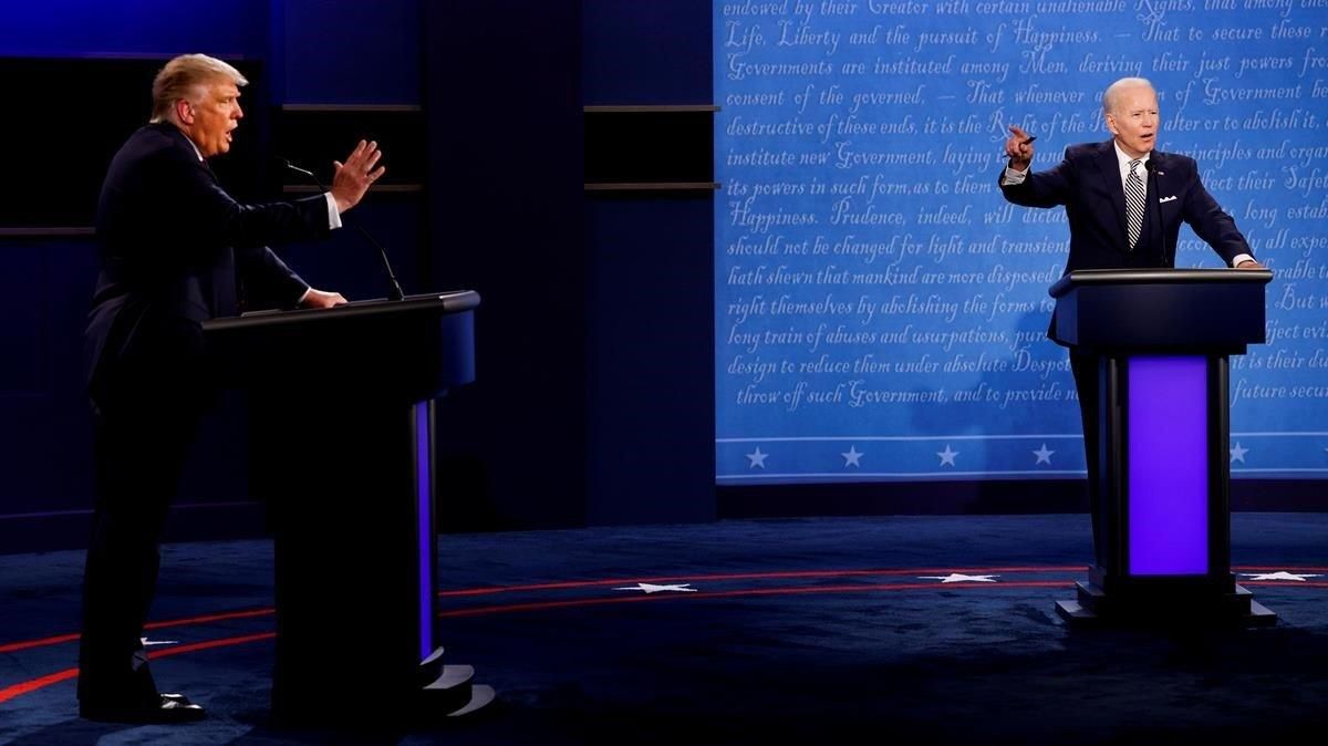 El presidente de EEUU, Donald Trump (izquierda), y el aspirante demócrata a la Casa Blanca, Joe Biden, en el primer debate de la campaña electoral, el pasado 29 de septiembre. El presidente de EEUU, Donald Trump (izquierda), y el aspirante demócrata a la Casa Blanca, Joe Biden, en el primer debate de la campaña electoral, el pasado 29 de septiembre.