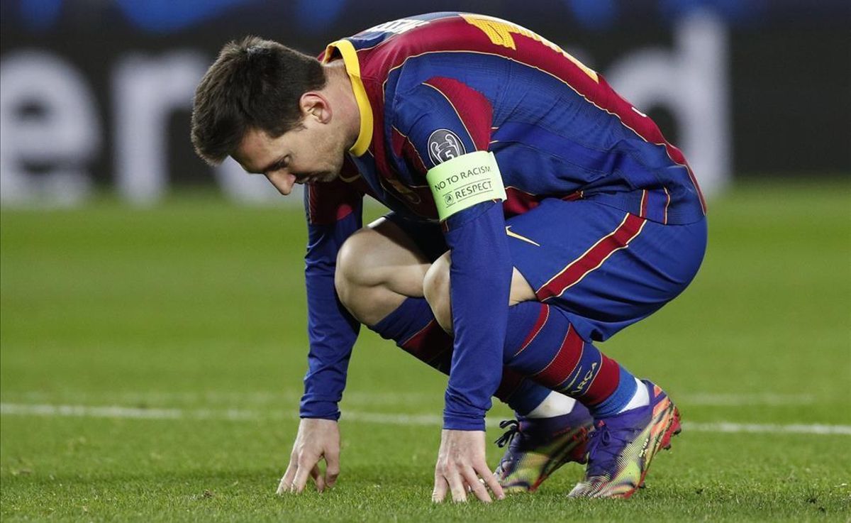 Leo Messi, en un gesto de desolación el día de la derrota ante la Juventus. Leo Messi, en un gesto de desolación el día de la derrota ante la Juventus.