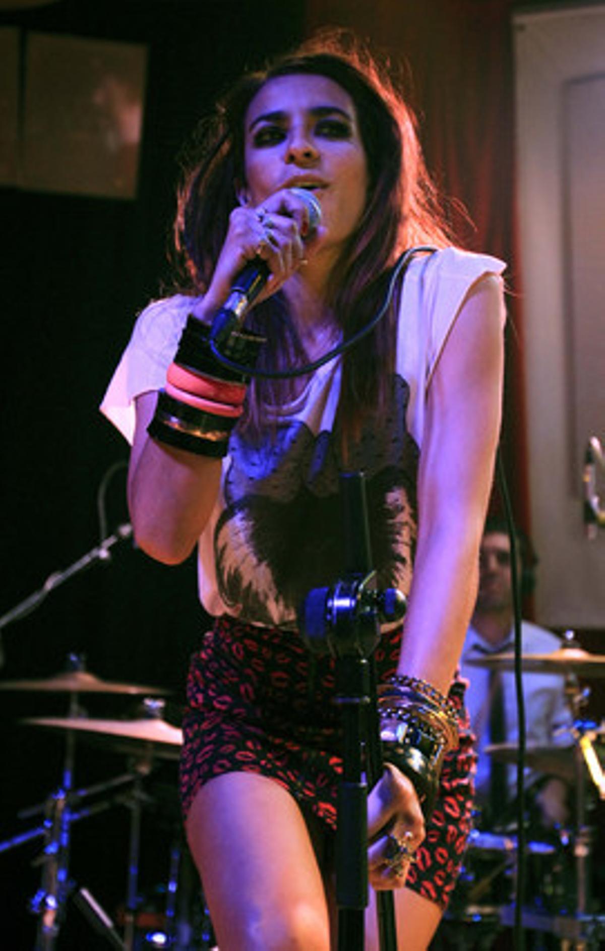 La cantante extremeña Bebe durante el concierto de presentación de su nuevo disco el 29 de noviembre en Madrid.