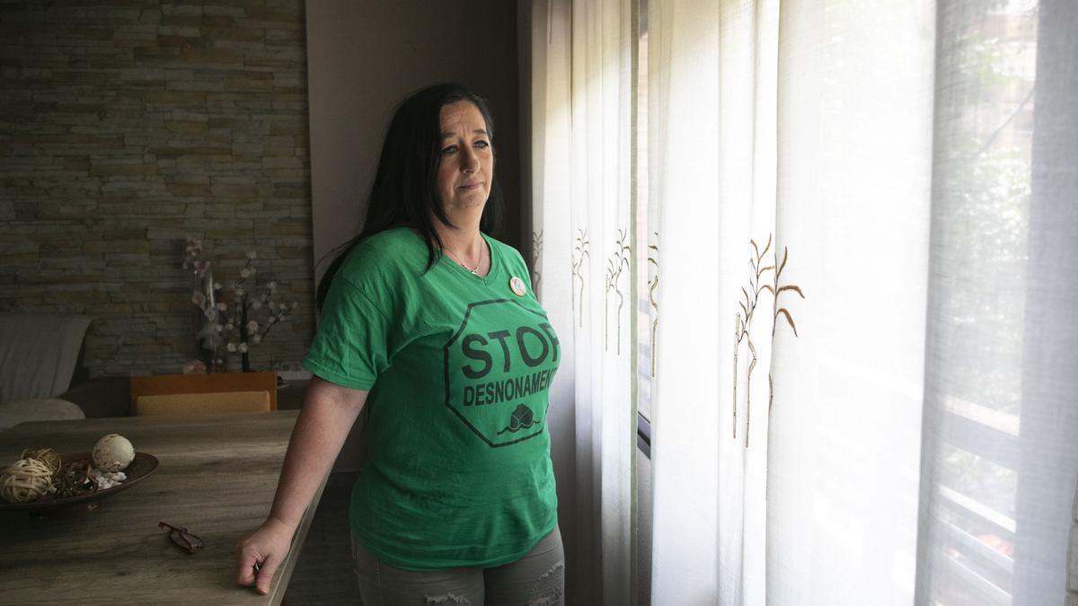 «A fondo buitre me cuesta el alquiler de 160 a 700 euros, con un sueldo y dos hijos»