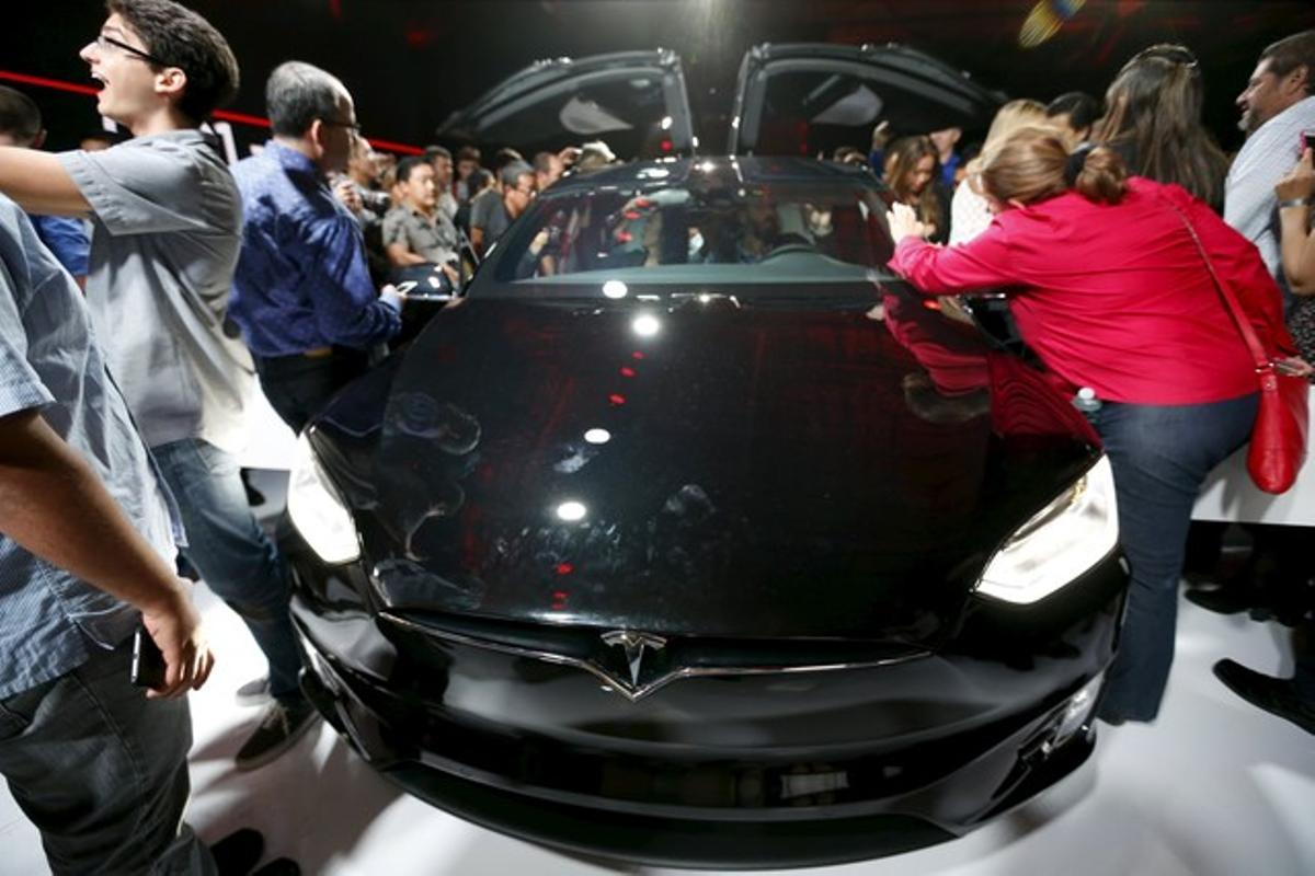 Expectación ante el nuevo Model X de Tesla.