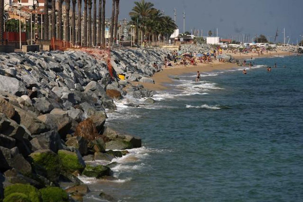 Una platja de Vilassar de Mar, al Maresme. Una platja de Vilassar de Mar, al Maresme.