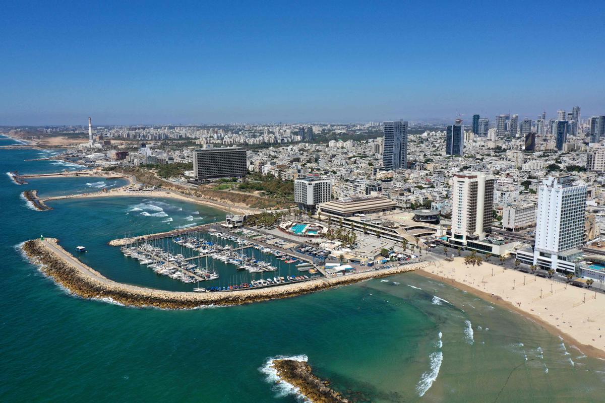 Vista aérea de la ciudad de Tel Aviv. Vista aérea de la ciudad de Tel Aviv.