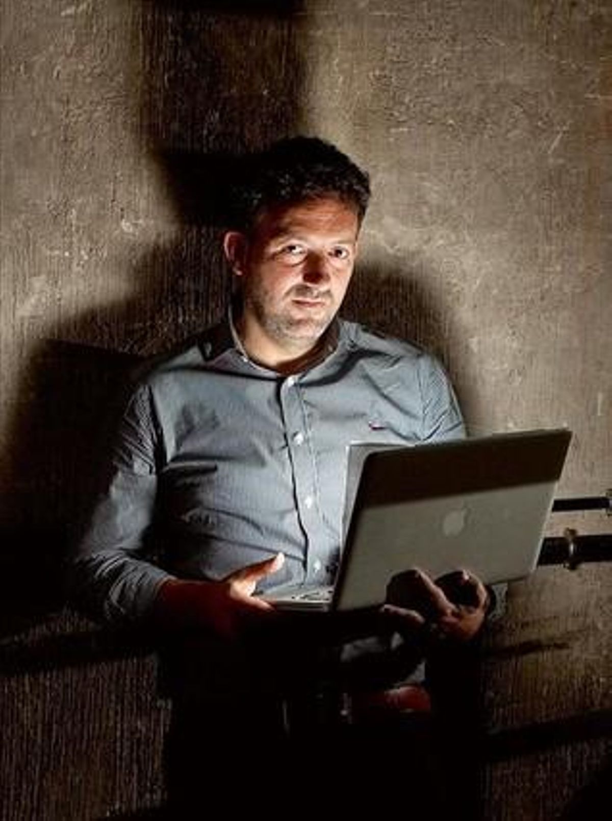 Mikel Santiago, el pròximo rey del ’thriller’, trabaja como informático. Mikel Santiago, el pròximo rey del ’thriller’, trabaja como informático.