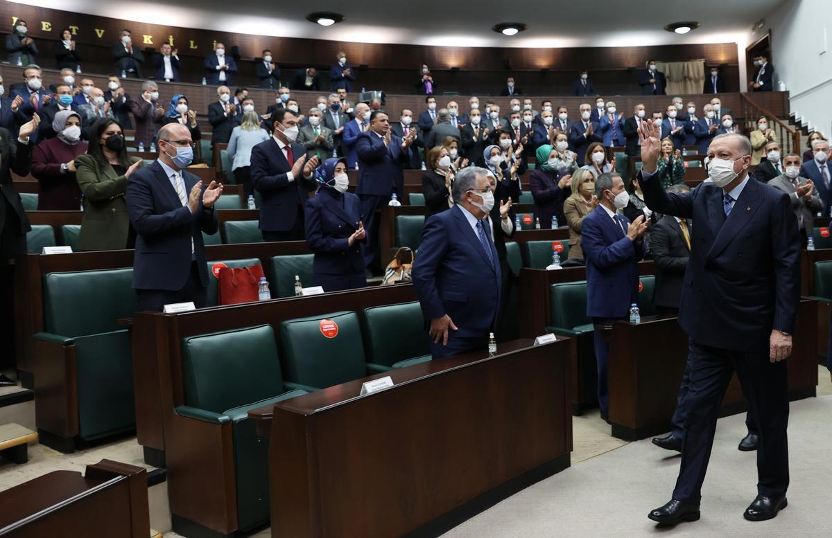 Erdogan durante una sesión del Parlamento.