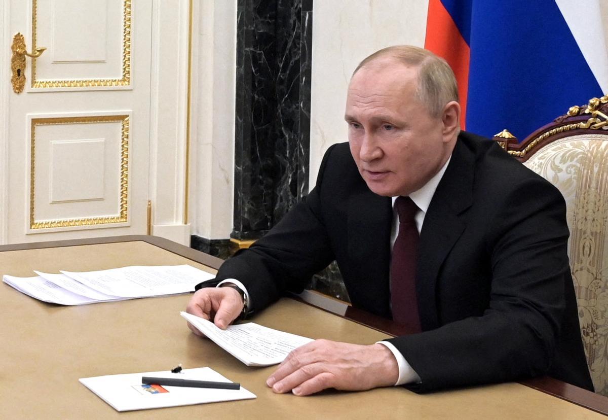 Putin reconoce como independientes los territorios prorrusos de Ucrania y ordena el envío de tropas