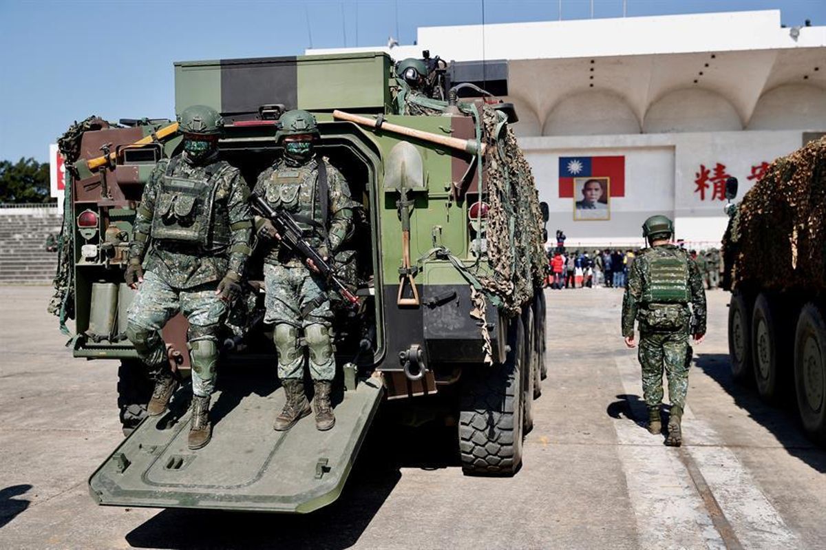 Militares taiwaneses, en unas recientes maniobras. Militares taiwaneses, en unas recientes maniobras.