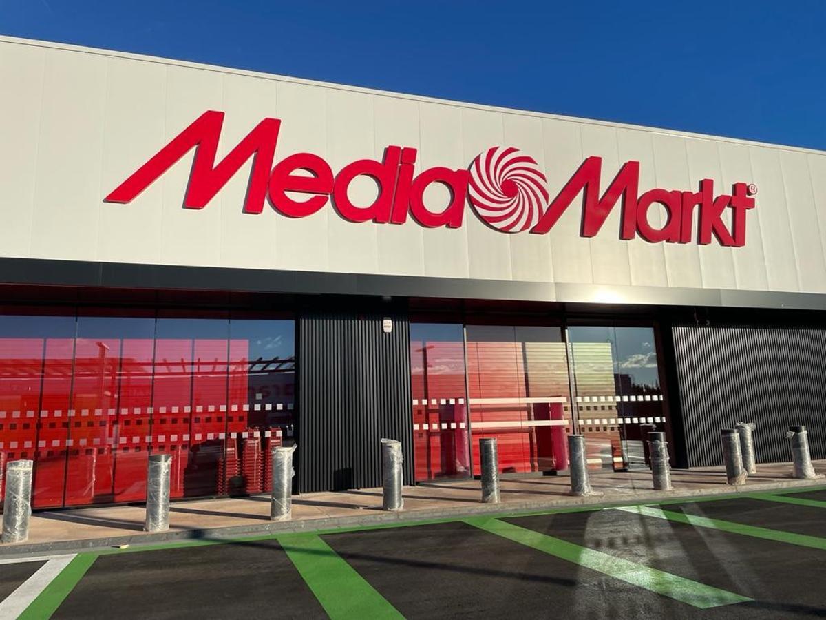 MediaMarkt inaugura una botiga a Vilanova i la Geltrú amb un equip de 60 persones