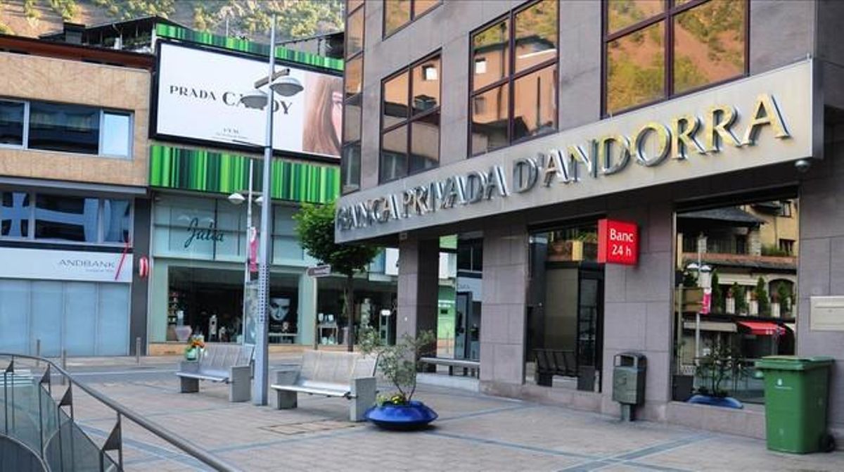 Oficina de la Banca Privada d’Andorra ({BPA}), a Andorra la Vella. Oficina de la Banca Privada d’Andorra ({BPA}), a Andorra la Vella.