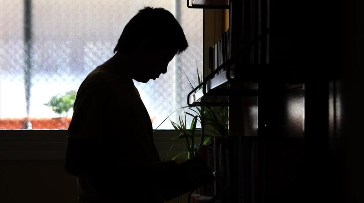 Famílies trencades per la retirada de nens denuncien greus atropellaments del sistema Famílies trencades per la retirada de nens denuncien greus atropellaments del sistema