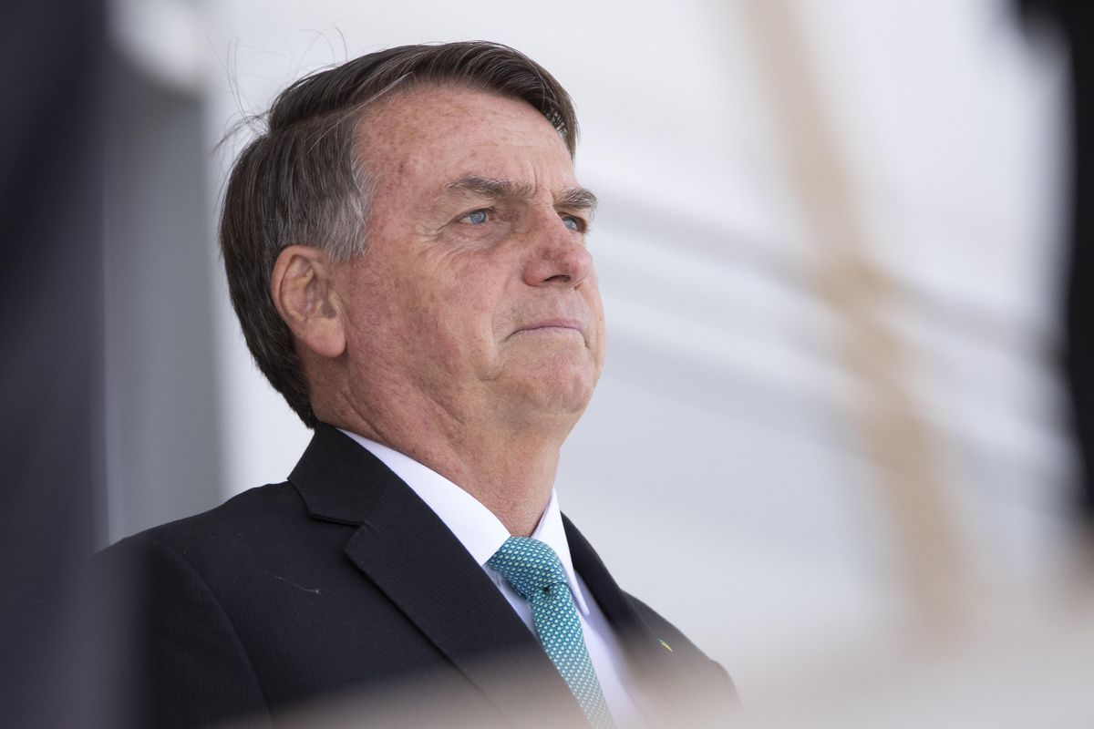 El ultraderechista Bolsonaro se hace llamar "el capitán del pueblo" en su carrera por la reelección El ultraderechista Bolsonaro se hace llamar "el capitán del pueblo" en su carrera por la reelección