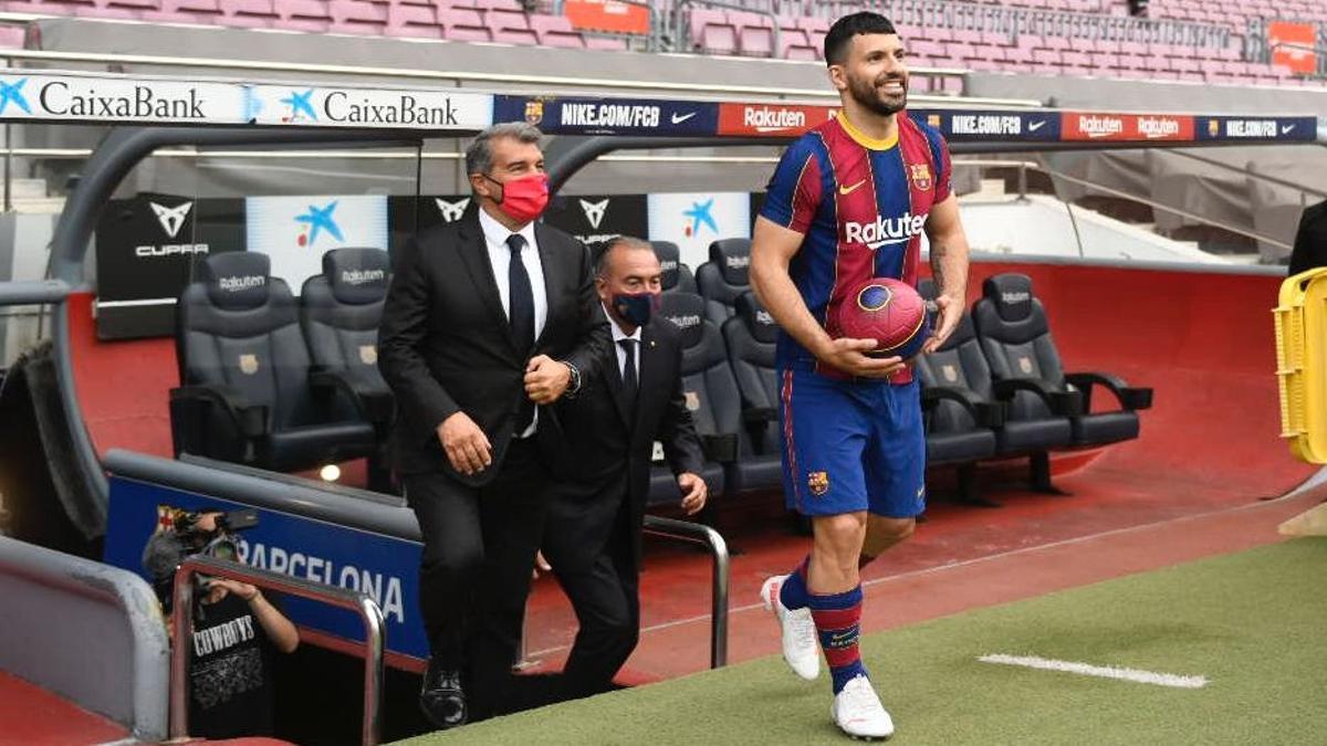 Presentación de Kun Agüero como nuevo jugador del Barça.