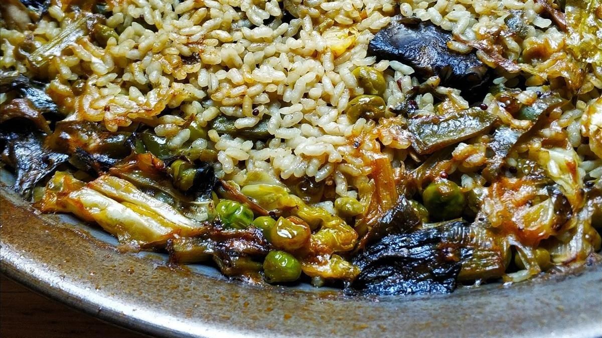 Receptes per a la resistència: arròs verd (i usos de la paella) Receptes per a la resistència: arròs verd (i usos de la paella)