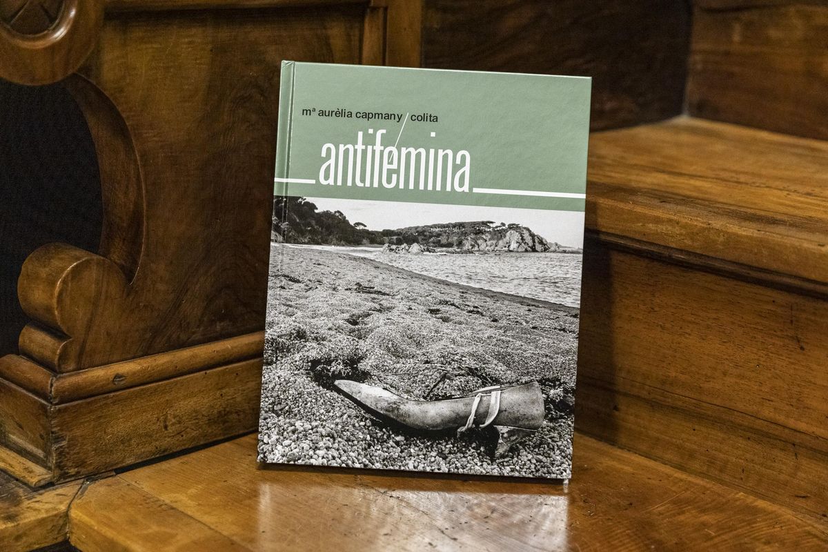 La recuperación del libro perdido de Colita y Capmany La recuperación del libro perdido de Colita y Capmany