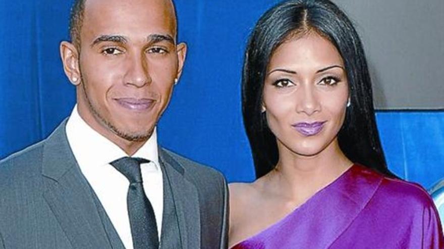 Lewis Hamilton rompe con su novia cantante