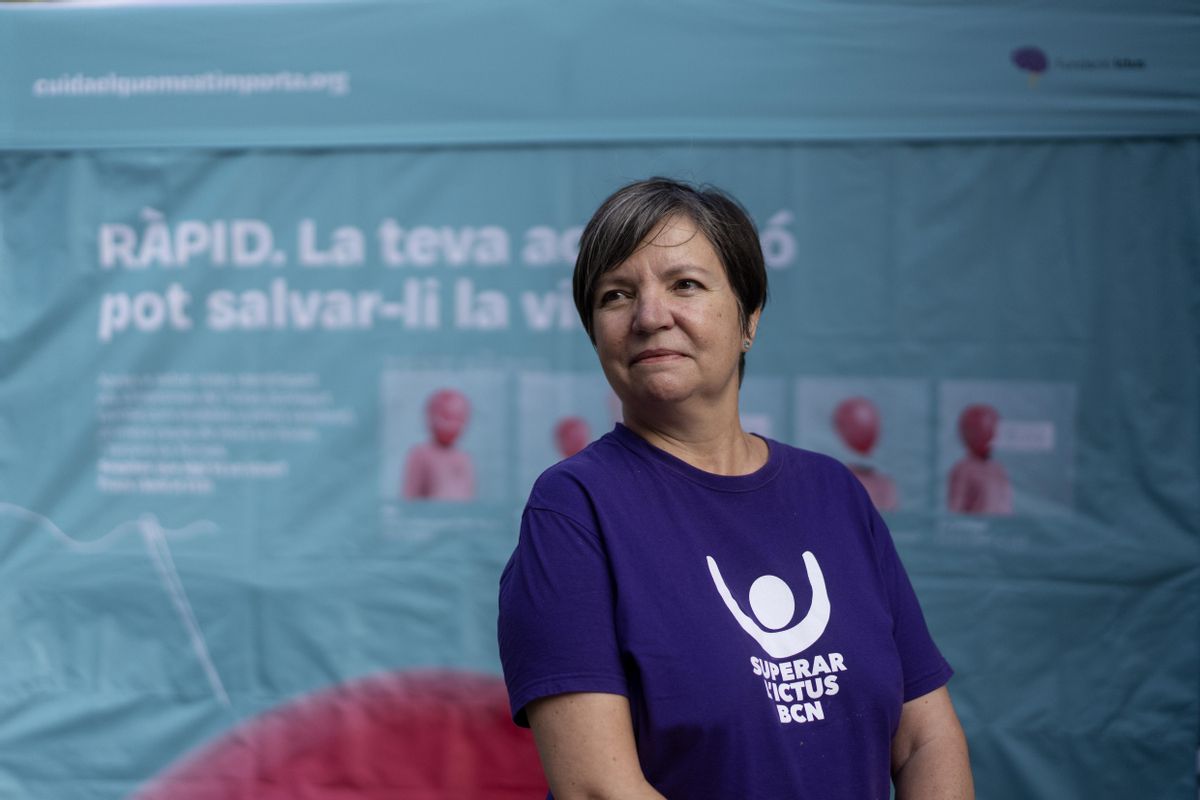 Glòria Pons, de ahora 55 años, sufrió un ictus a los 41. Glòria Pons, de ahora 55 años, sufrió un ictus a los 41.