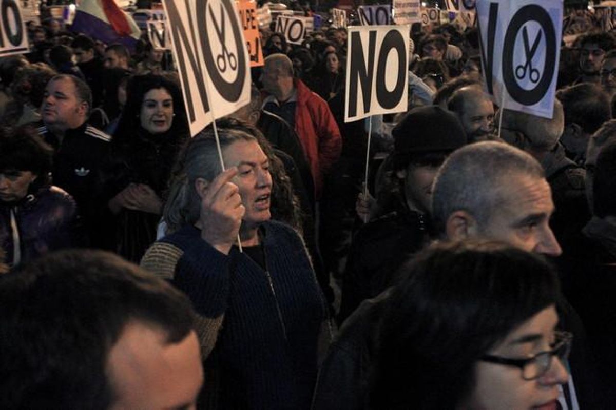 Manifestación en la plaza de Neptuno de Madrid contra los Presupuestos del Gobierno. Manifestación en la plaza de Neptuno de Madrid contra los Presupuestos del Gobierno.
