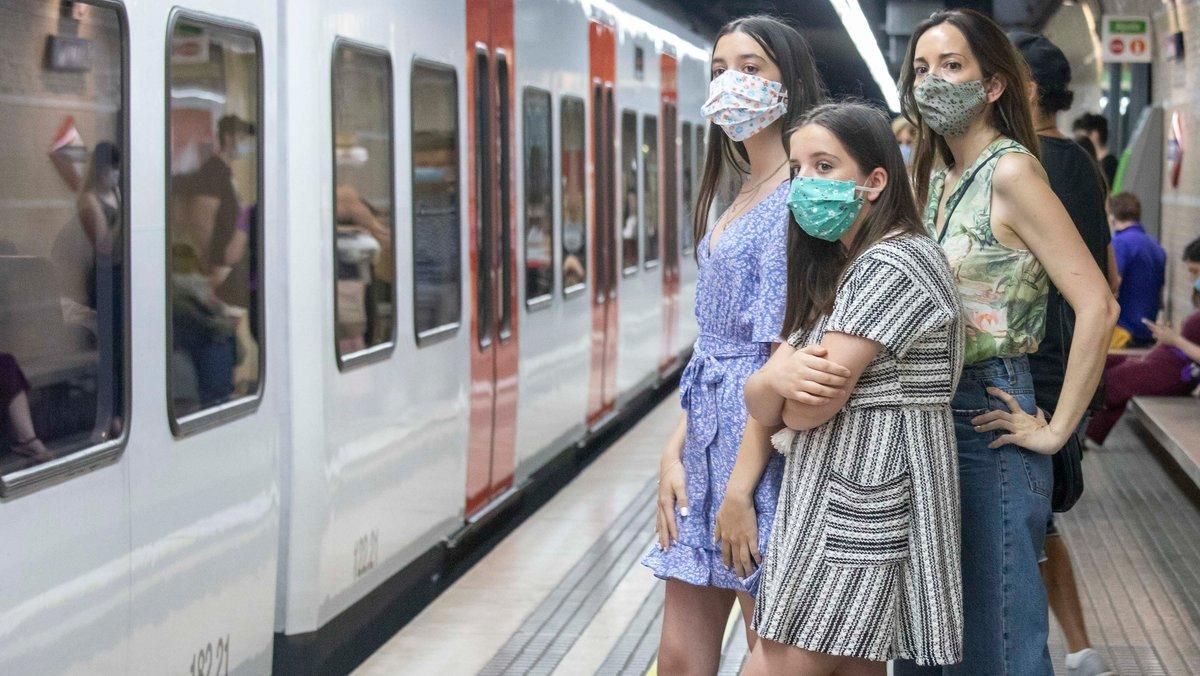 FGC augmenta el transport públic per lluitar contra el canvi climàtic FGC augmenta el transport públic per lluitar contra el canvi climàtic