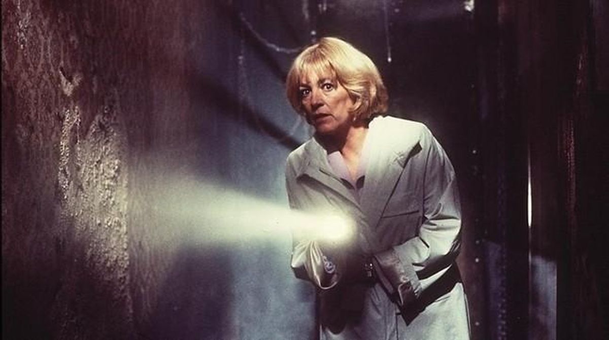 Carmen Maura, en una escena de la película ’La comunidad’. Carmen Maura, en una escena de la película ’La comunidad’.