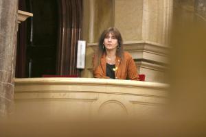 La expresidenta del Parlament Laura Borràs, este miércoles en la tribuna de invitados del hemiciclo