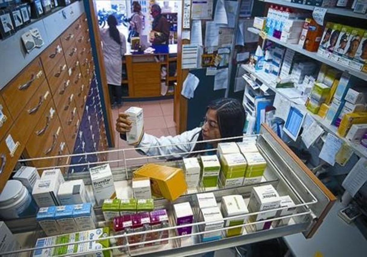 Medicamentos almacenados en una farmacia de Barcelona. Medicamentos almacenados en una farmacia de Barcelona.