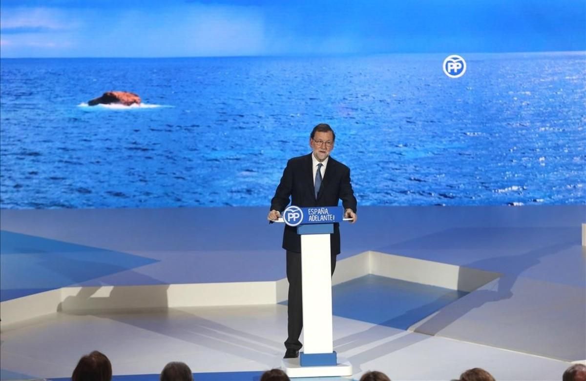 El líder del PP, Mariano Rajoy, en la presentación esta tarde de su candidatura en el 18 congreso popular. El líder del PP, Mariano Rajoy, en la presentación esta tarde de su candidatura en el 18 congreso popular.