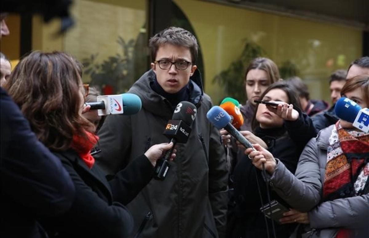 Errejón afirma que Podemos apoyaría un referéndum unilateral si no pudiera pactarse Errejón afirma que Podemos apoyaría un referéndum unilateral si no pudiera pactarse
