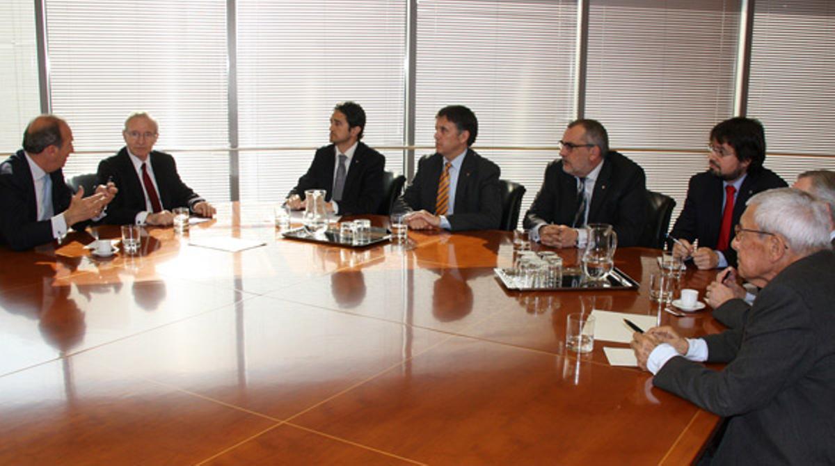 Reunión de los responsables d’El Cercle d’Economia, la Cámara de Comercio, Foment y el RACC en la que han coincidido en la necesidad de la gestión individualizada de El Prat.