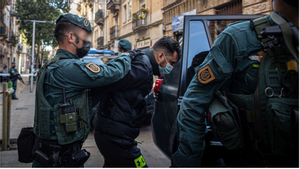 Detención de Fikri Amellah, supuesto líder narco del Estrecho, en la calle Blasco de Garay de Barcelona, el pasado día 14.