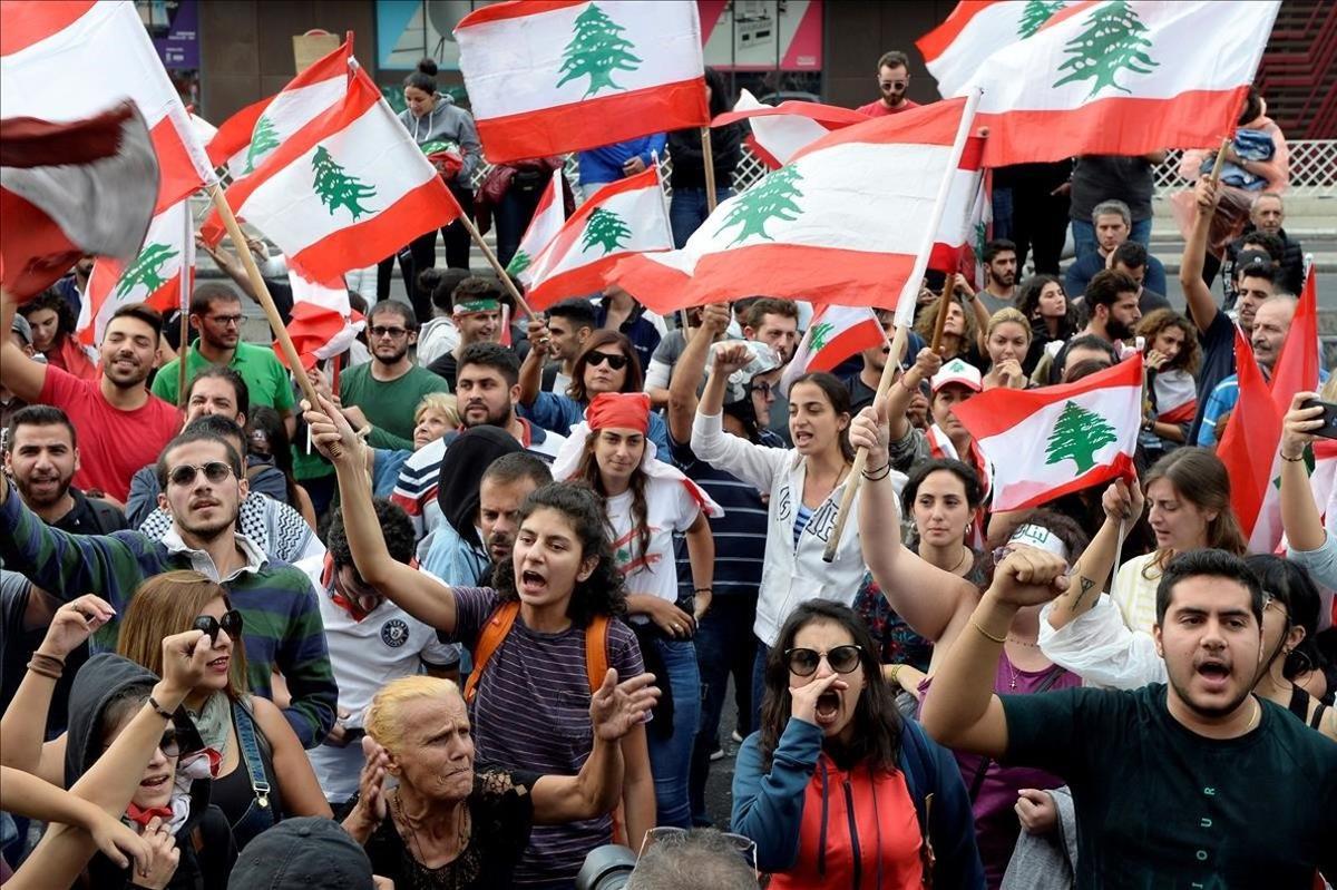 Manifestación en Beirut contra el Gobierno. Manifestación en Beirut contra el Gobierno.