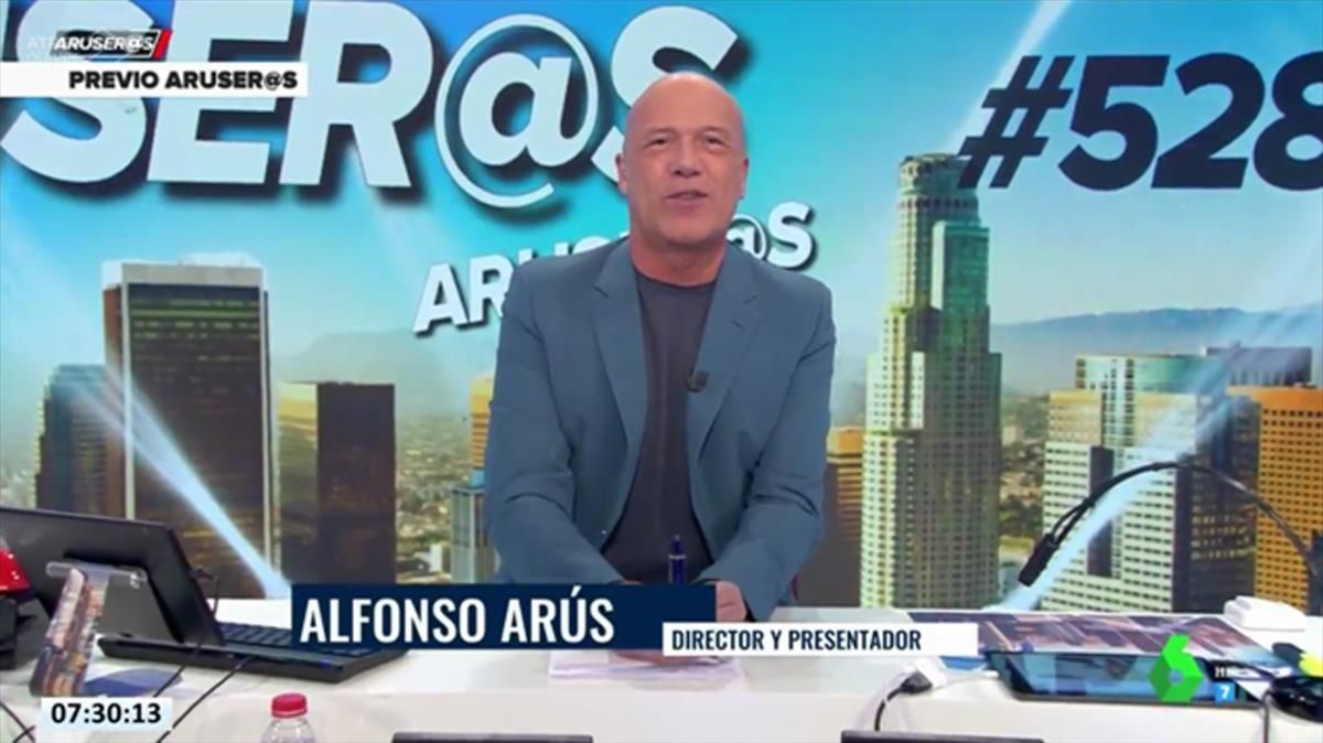 Arús al frente de su ’Aruser@s’ (La Sexta). Arús al frente de su ’Aruser@s’ (La Sexta).