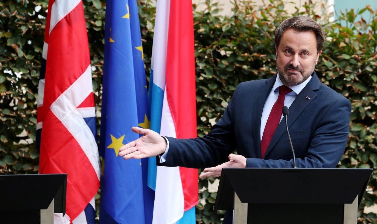 El primer ministro de Luxemburgo se mofa de Johnson por su negativa a comparecer ante la prensa. El primer ministro de Luxemburgo se mofa de Johnson por su negativa a comparecer ante la prensa.