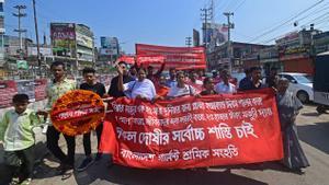 Protesta en Bangladés por el décimo aniversario de la tragedia textil del Rana. 