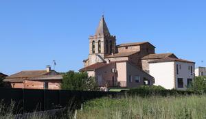 Vista de l iglesia de Riudarenes.