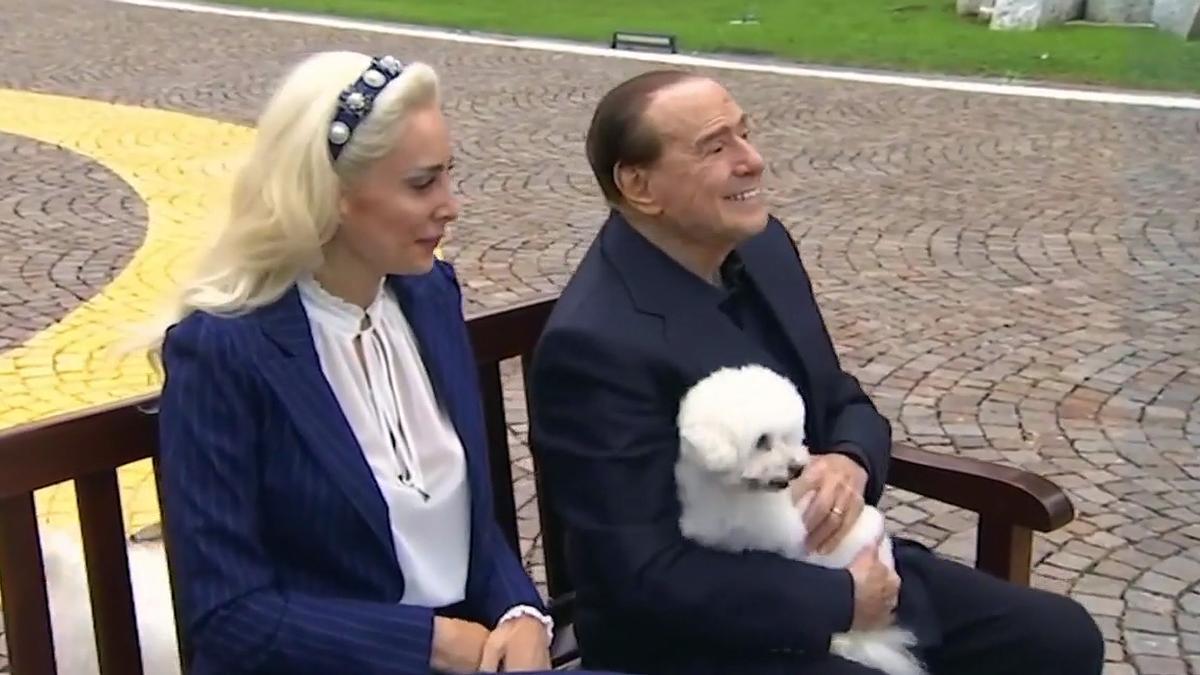 Berlusconi y sus andanzas han vuelto