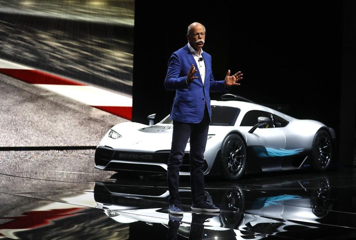 El presidente de Mercedes, Dieter Zetsche, presenta el Project One. El presidente de Mercedes, Dieter Zetsche, presenta el Project One.