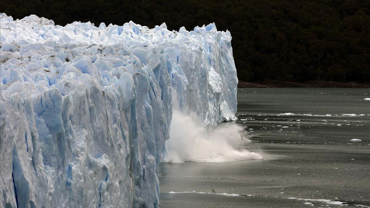 Deshielo del glaciar de Perito Moreno, entre Chile y Argentina.
