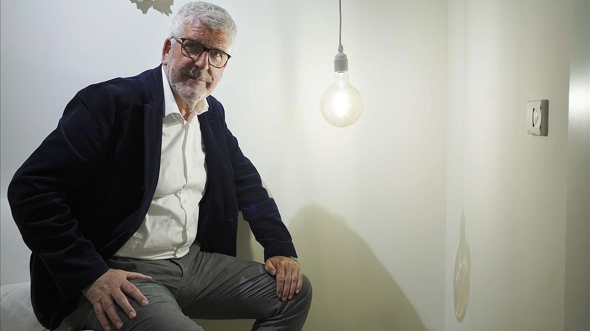 Gregorio Luri, durante la entrevista con EL PERIÓDICO. Gregorio Luri, durante la entrevista con EL PERIÓDICO.