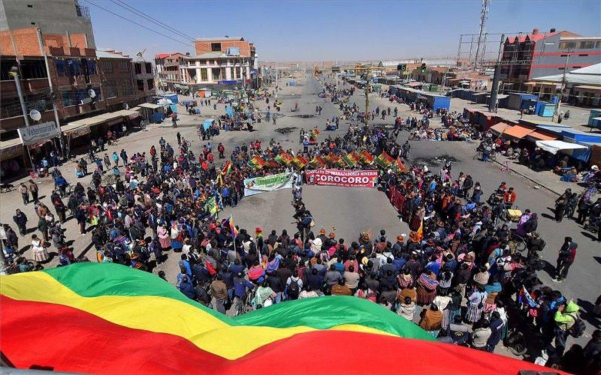 Bloqueos Carreteros En Bolivia Provocan Muertes Por Falta De Oxígeno