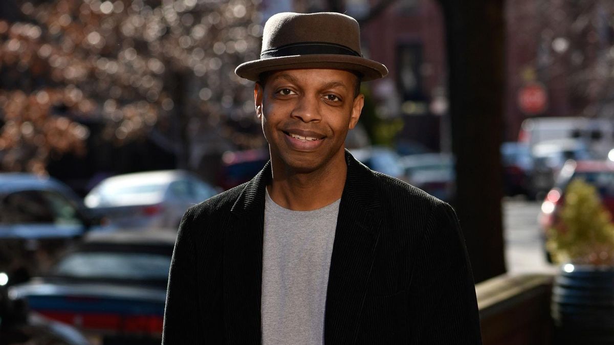 El escritor afroamericano Robert Jones Jr. El escritor afroamericano Robert Jones Jr.
